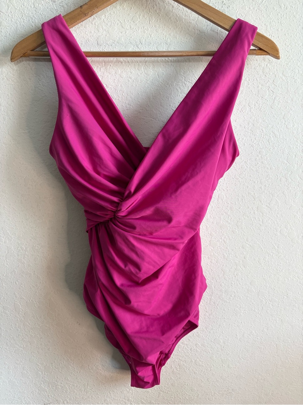 JONES NEW YORK pink fuschia one piece bathing suit size Large tummy control
